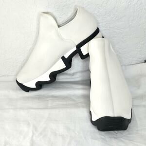 iRi Wes I White Low Top Sneaker Size 38EU US8 Vegan Leather Neoprene